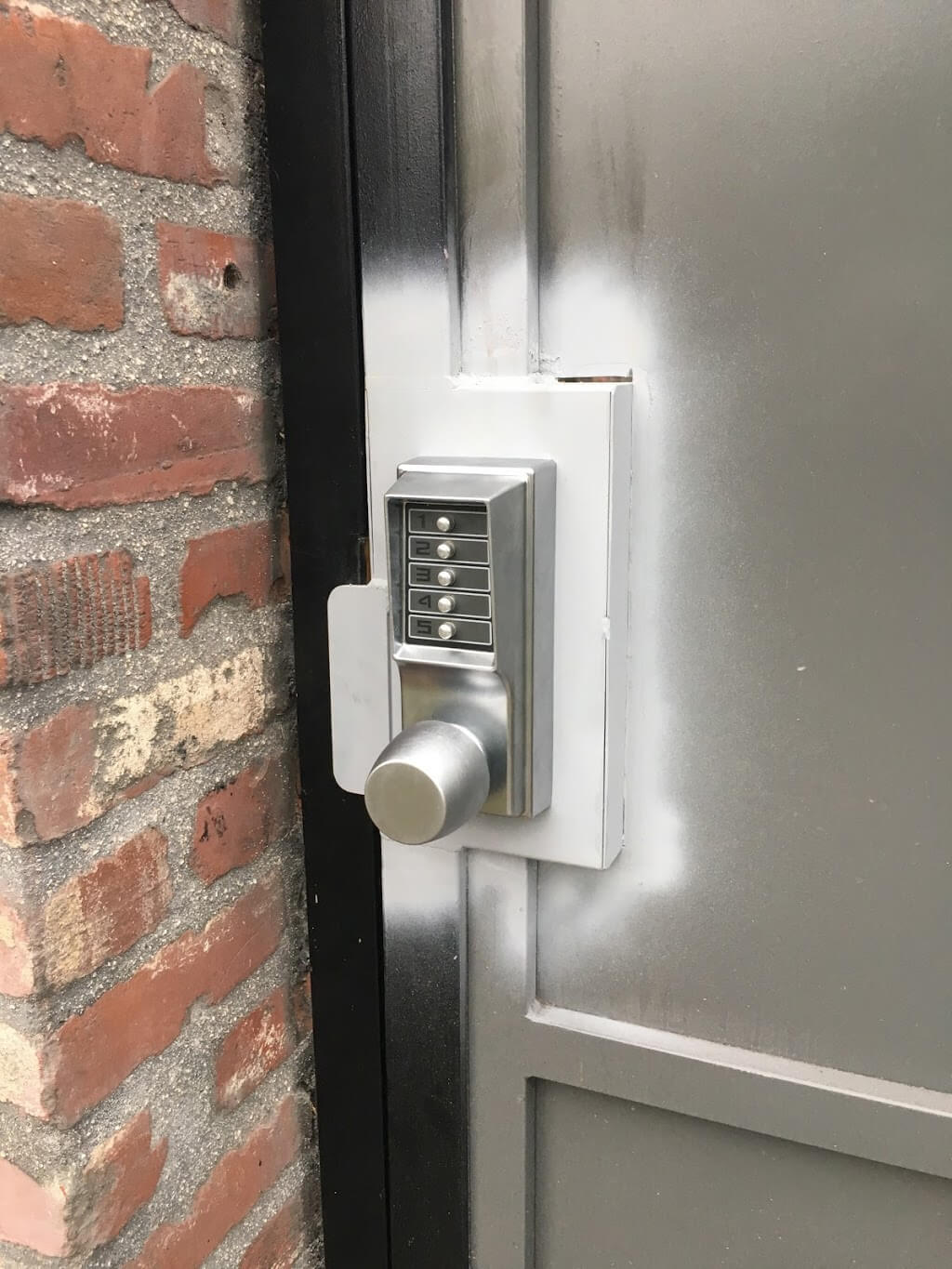 Key Pads Installation & Commercial Locksmith