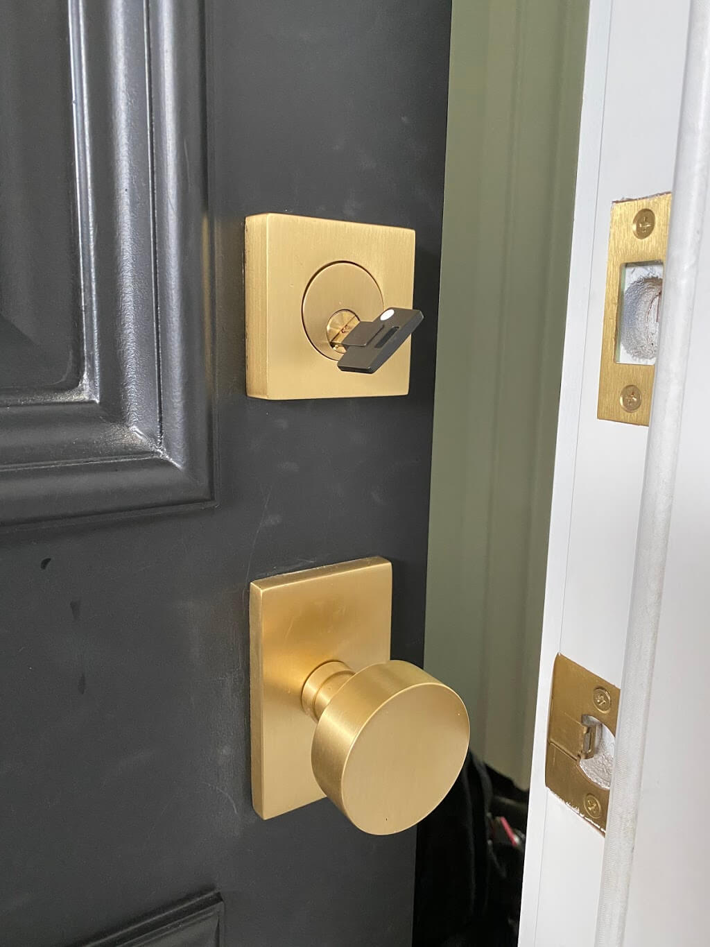 Lock Installation & Residential Locksmith